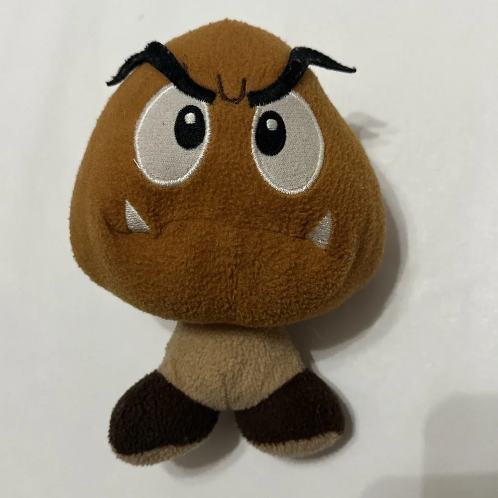 Nintendo Super Mario Bros Goomba 7
